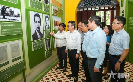 VJA delegation visits place where Thanh Nien Newspaper was founded